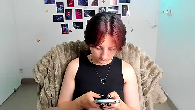 Dilara Kiss  online show from July 29, 2026, 11:20 am