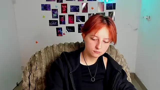 Dilara Kiss  online show from July 9, 2026, 5:52 am