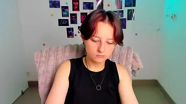 Dilara Kiss  online show from July 23, 2026, 5:16 am