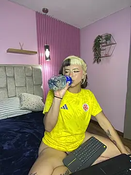 RebelKitty  online show from June 28, 2026, 1:56 am