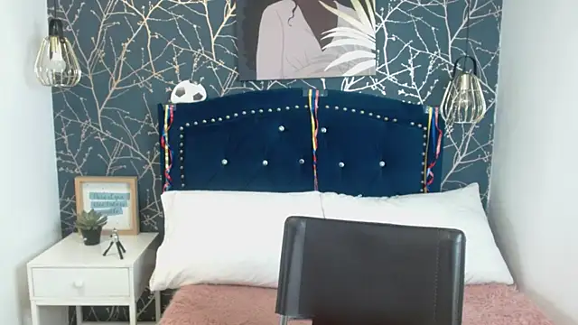 red liia tk online show from July 17, 2026, 3:04 am