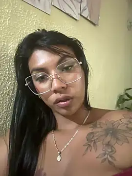 Snapshot of sophiagomezx chatting on June 28, 2026, 2:40 am sophiagomezx online show from June 28, 2026, 2:40 am