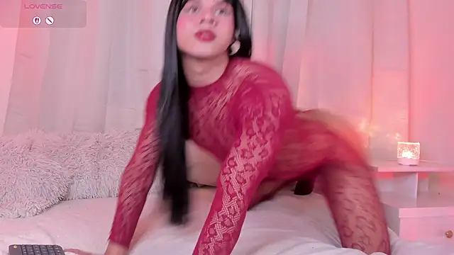 lana moontt online show from June 30, 2026, 12:54 am