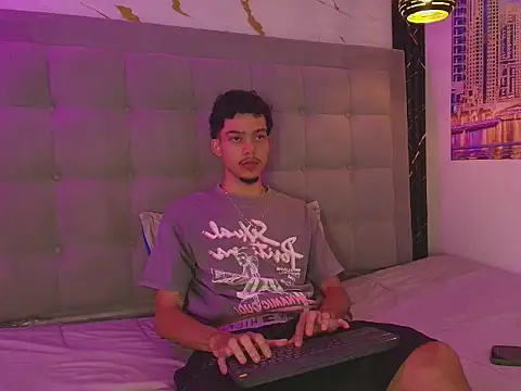 thiago preston online show from June 23, 2026, 7:45 pm