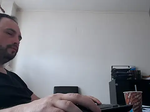 Snapshot of testart chatting on July 23, 2026, 9:39 am testart online show from July 23, 2026, 9:39 am