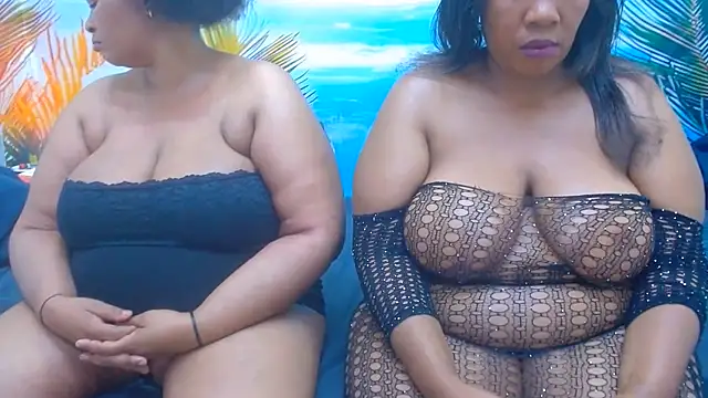 CURVYELEGANCExxx online show from July 30, 2026, 1:16 am