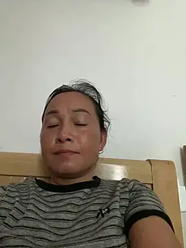 Snapshot of Loly_hana chatting on June 28, 2026, 2:51 am Loly hana online show from June 28, 2026, 2:51 am