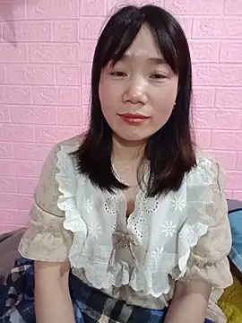 Em xinh05 online show from June 18, 2026, 1:38 pm