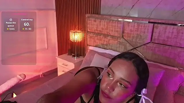 MiaBlackrose online show from July 7, 2026, 9:07 pm