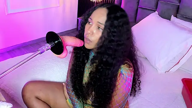 MiaBlackrose online show from July 29, 2026, 5:01 pm