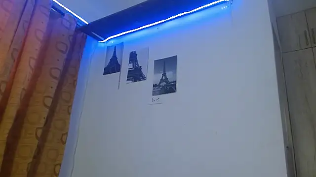 Scarleth 69  online show from July 8, 2026, 9:15 pm