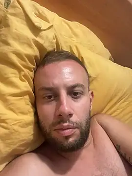 tittolone98 online show from August 4, 2026, 1:43 am