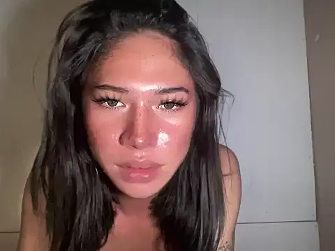 Snapshot of having_morning_woodxxx chatting on June 18, 2026, 8:24 am having morning woodxxx online show from June 18, 2026, 8:24 am
