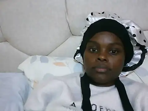Snapshot of sexy-chocolate23 chatting on July 1, 2026, 8:36 am sexy-chocolate23 online show from July 1, 2026, 8:36 am