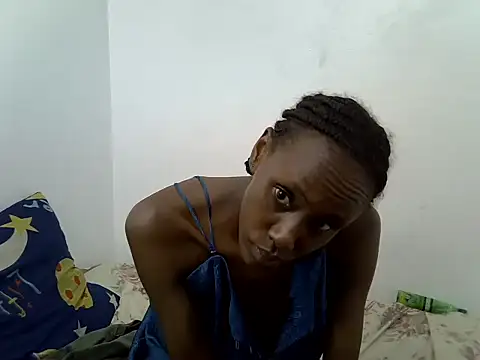 Snapshot of Beutypetite1 chatting on July 12, 2026, 8:09 pm Beutypetite1 online show from July 12, 2026, 8:09 pm