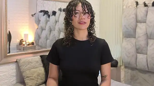 Snapshot of Zendaya_S11 chatting on July 10, 2026, 4:23 am Zendaya S11 online show from July 10, 2026, 4:23 am
