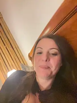 Snapshot of MylaXSecret chatting on June 20, 2026, 12:37 am MylaXSecret online show from June 20, 2026, 12:37 am
