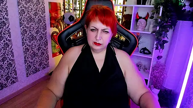 Joana Woods online show from July 25, 2026, 1:46 am