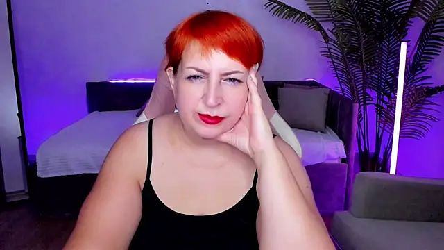 Joana Woods online show from July 23, 2026, 1:52 am