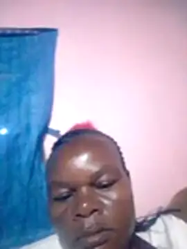 Snapshot of PRETTY-LILY chatting on June 22, 2026, 4:37 pm PRETTY-LILY online show from June 22, 2026, 4:37 pm