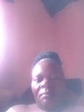 Snapshot of PRETTY-LILY chatting on July 25, 2026, 6:32 am PRETTY-LILY online show from July 25, 2026, 6:32 am