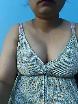 sexy-pari8 online show from July 7, 2026, 6:55 pm