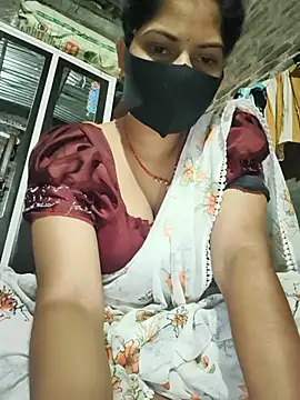 Snapshot of __Cutie_ chatting on July 30, 2026, 5:56 pm Cutie online show from July 30, 2026, 5:56 pm