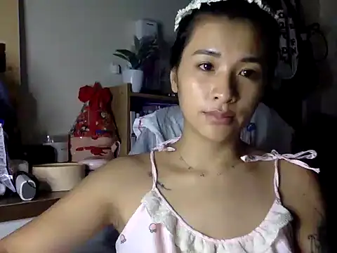 LavitaCen online show from June 18, 2026, 5:51 pm
