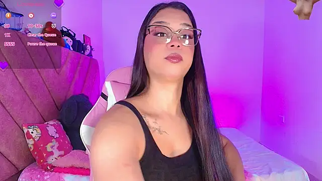 Snapshot of zafira_lux_ chatting on August 5, 2026, 11:04 am zafira lux online show from August 5, 2026, 11:04 am