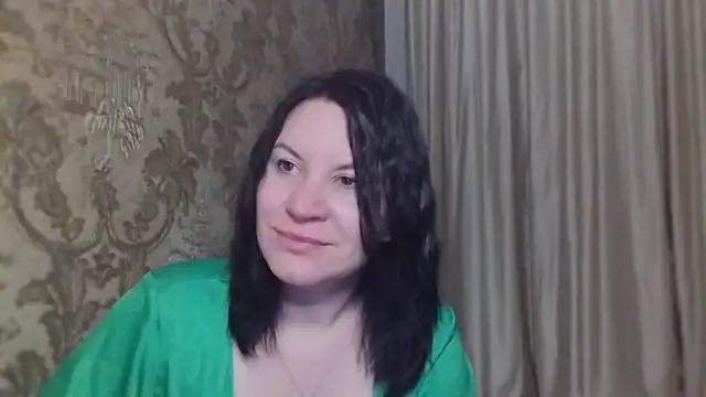 Lauralison online show from July 30, 2026, 8:52 pm