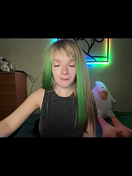 JadeEva online show from July 22, 2026, 2:35 am