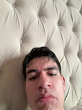 Snapshot of FernanHot69 chatting on July 19, 2026, 12:41 am FernanHot69 online show from July 19, 2026, 12:41 am