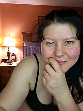 SpicyRosy online show from July 6, 2026, 4:52 am