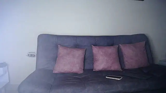  saray m online show from March 17, 2025, 4:08 am