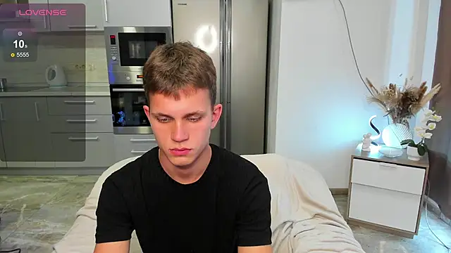 m0neyken online show from July 29, 2026, 6:01 am