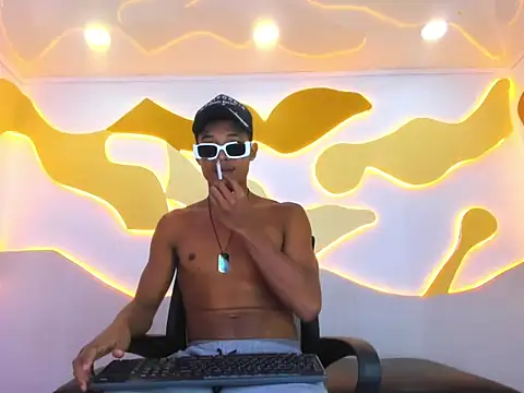 RafaelVander online show from July 2, 2026, 3:23 am