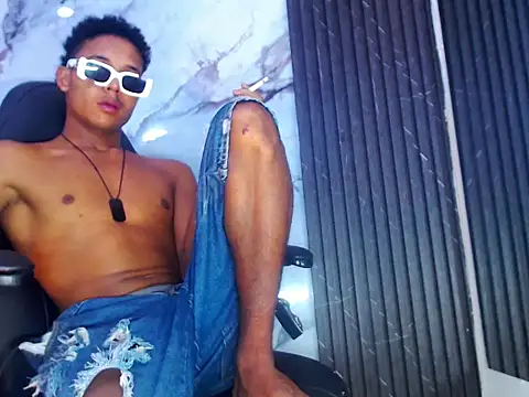 RafaelVander online show from July 12, 2026, 8:37 am
