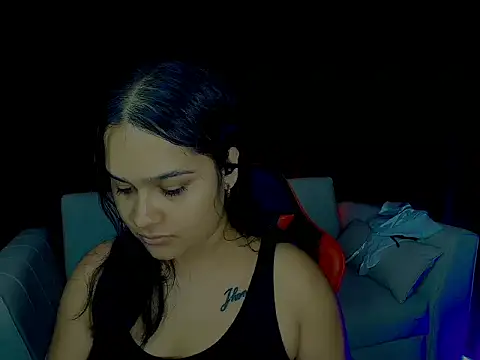 Yesenia26p online show from July 14, 2026, 11:33 pm