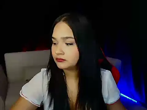 Yesenia26p online show from July 19, 2026, 9:33 pm