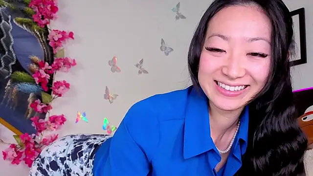 MySweetSofie online show from September 18, 2025, 6:00 pm