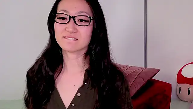 MySweetSofie online show from March 17, 2026, 2:03 am