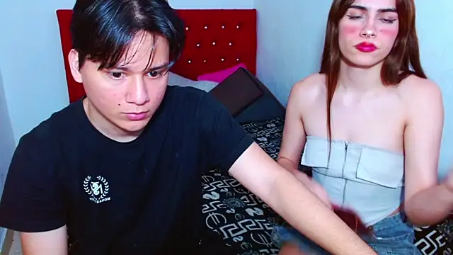 Snapshot of Duo_Tgirl_Straight chatting on August 2, 2026, 2:43 am Duo Tgirl Straight online show from August 2, 2026, 2:43 am