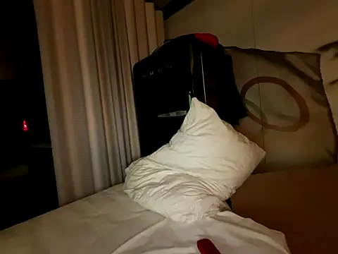 prachernadine online show from December 3, 2024, 9:39 pm