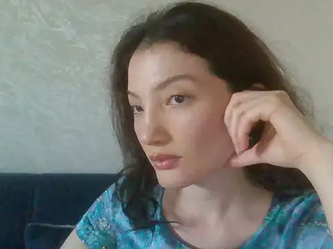 Calenyagi online show from July 9, 2026, 2:16 pm