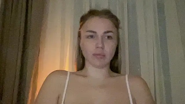 Corinnebi online show from July 15, 2026, 8:27 pm