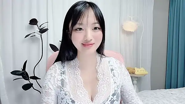 Winnie666999 online show from July 14, 2026, 11:16 am