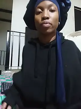 creamyslender23 online show from August 2, 2026, 12:09 am