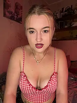 Snapshot of lyalyalii chatting on July 19, 2026, 6:37 pm lyalyalii online show from July 19, 2026, 6:37 pm