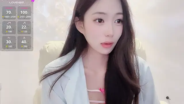 Youyou-000 online show from July 19, 2026, 2:03 pm