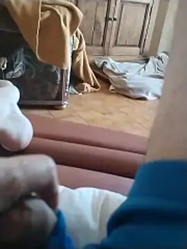 Snapshot of Philebranleur chatting on July 9, 2026, 1:43 pm Philebranleur online show from July 9, 2026, 1:43 pm